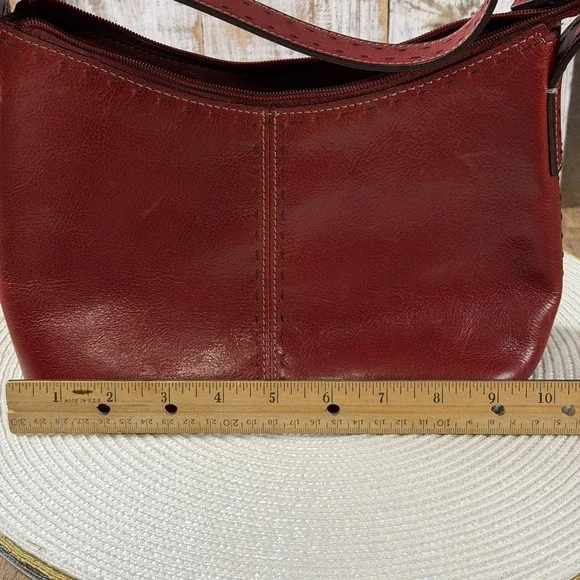 Vintage Fossil Red Leather Shoulderbag Small Under Arm Stitching